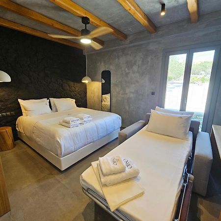 Osmio Luxury Residence Adamantas  Bagian luar foto