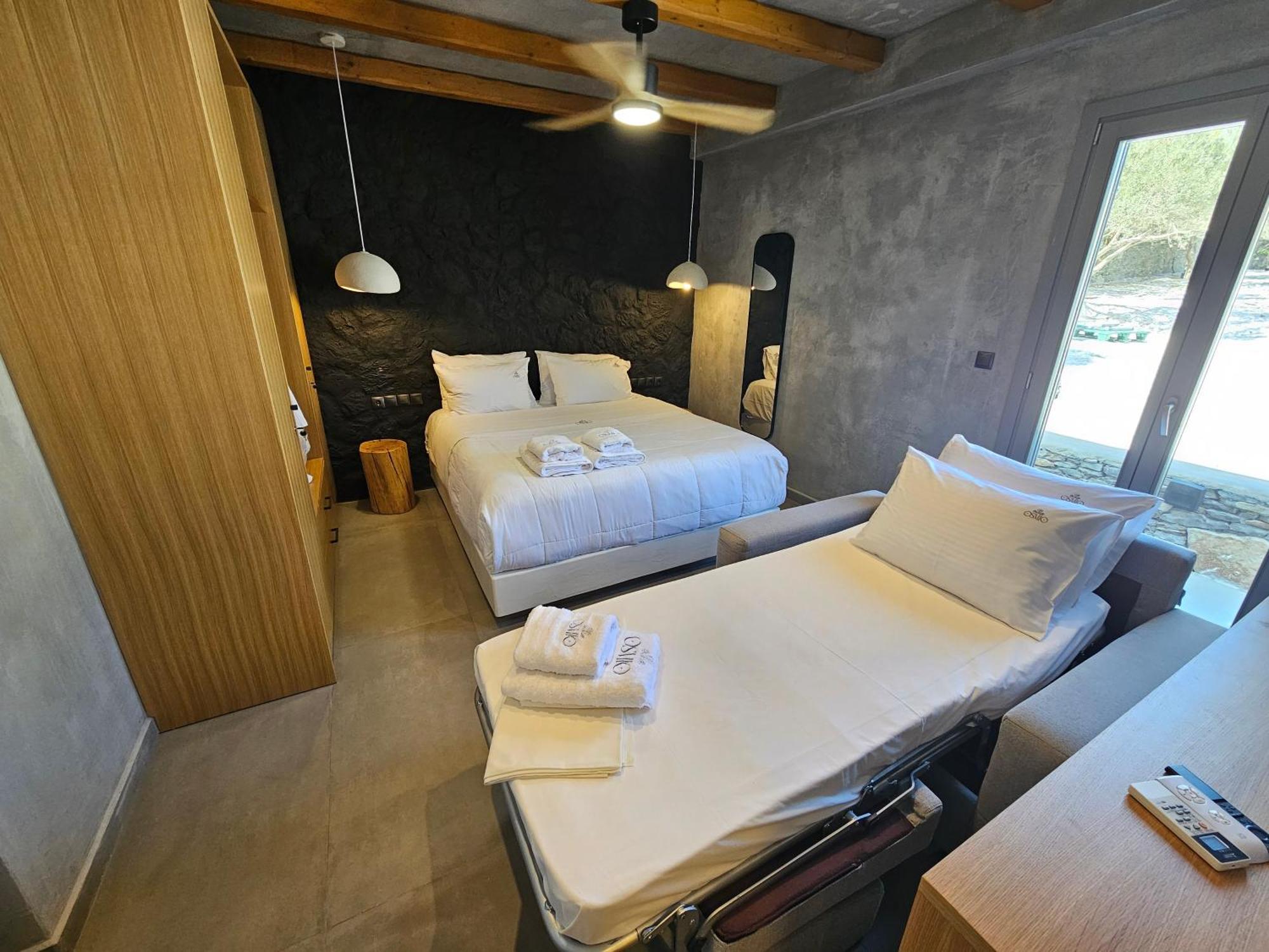 Osmio Luxury Residence Adamantas  Bagian luar foto