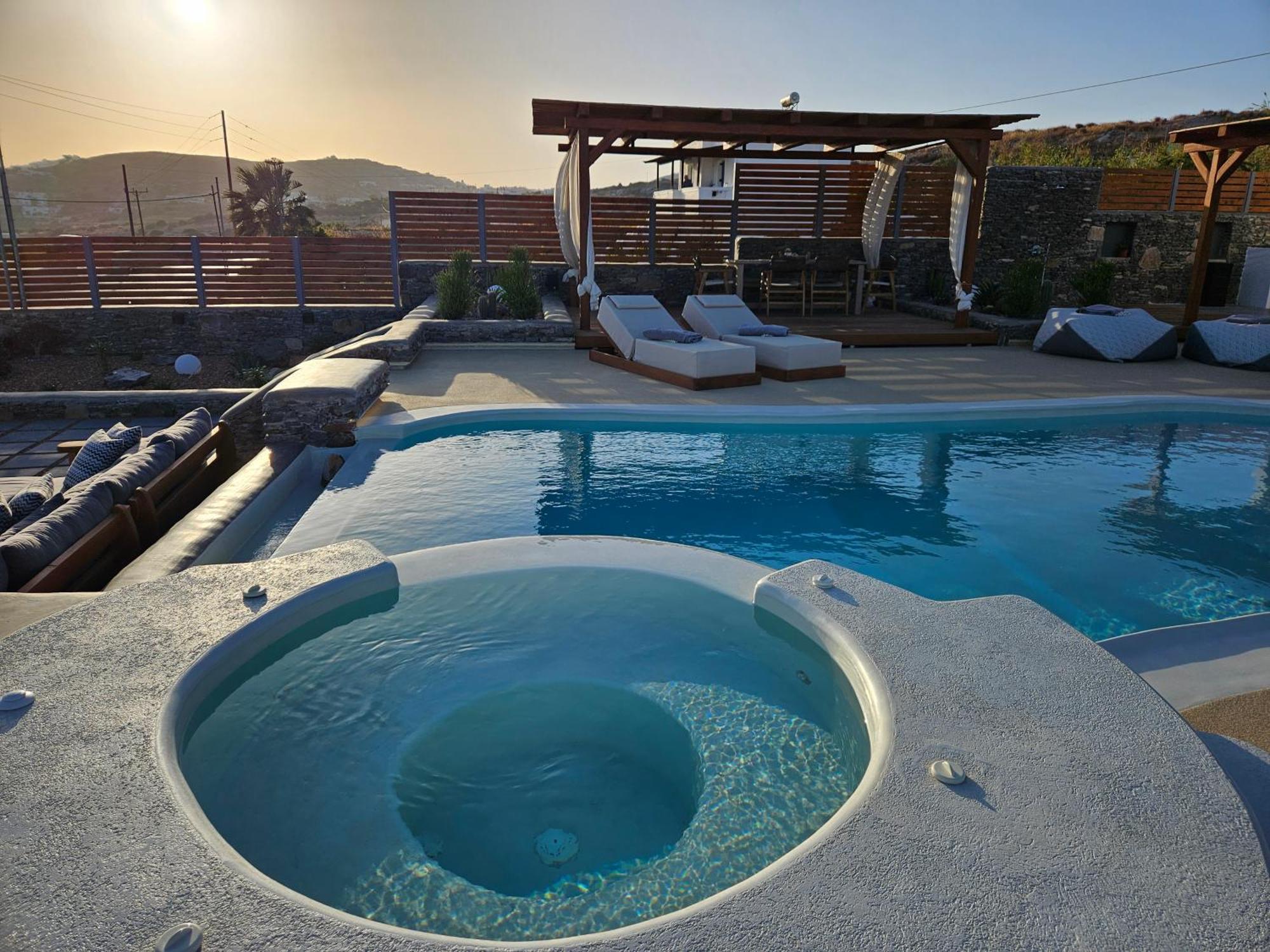 Osmio Luxury Residence Adamantas  Bagian luar foto
